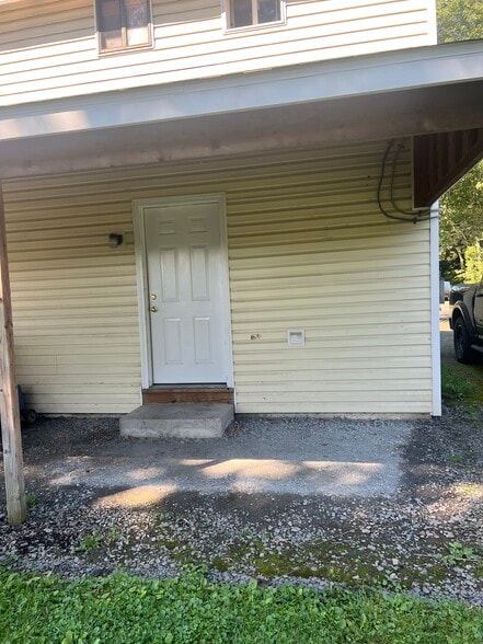 Building Photo - 259 Allen St