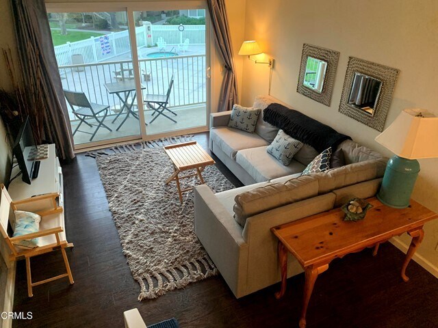 Building Photo - 333 E Surfside Dr