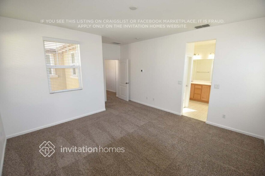 Building Photo - 260 Wapello Cir