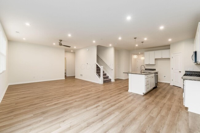 Building Photo - 309 Dowler Dr