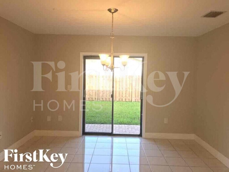 Building Photo - 19740 SW 87th Pl