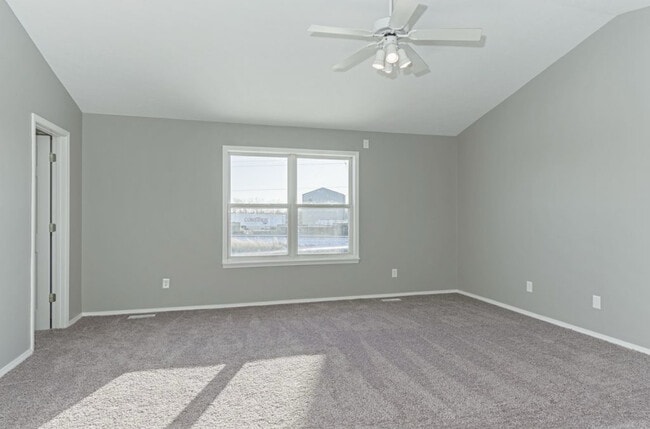 Building Photo - 1212 Beacon Hill Ct