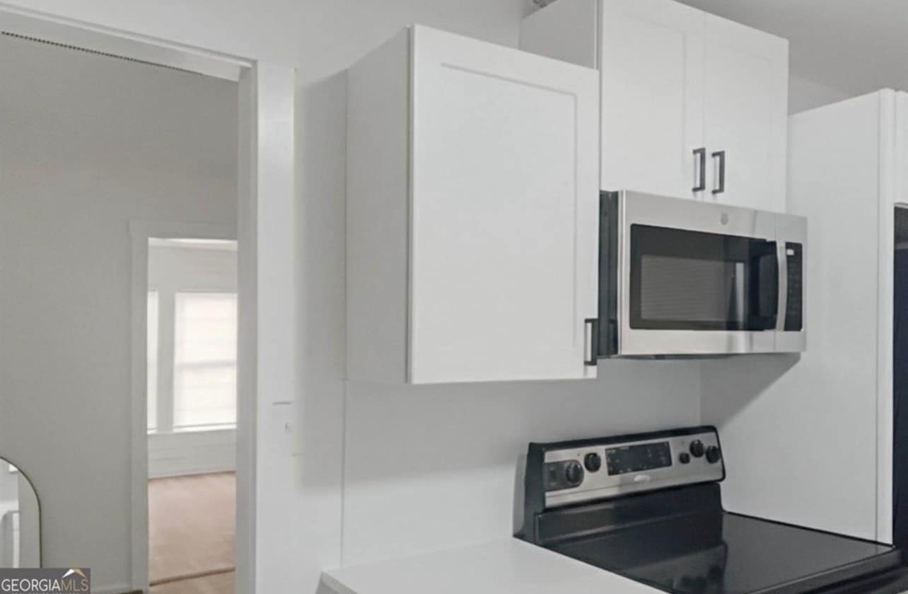 kitchen 2 - 305 Chestnut St