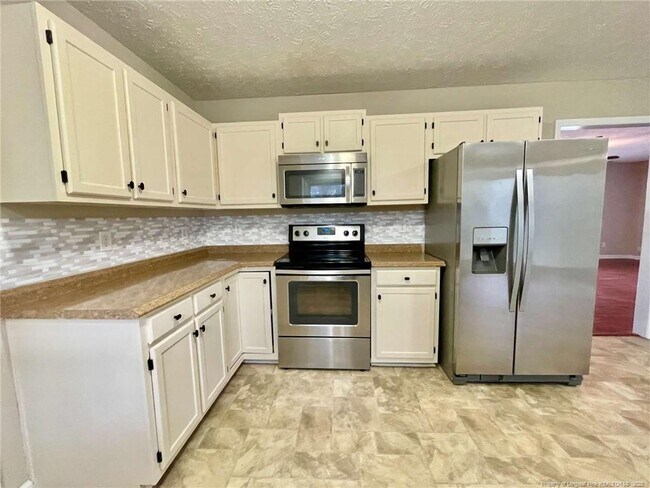Building Photo - 5775 Sonora Pl