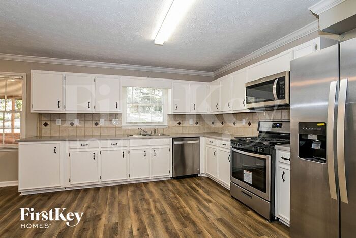 Building Photo - 1215 Hunters Creek Ct