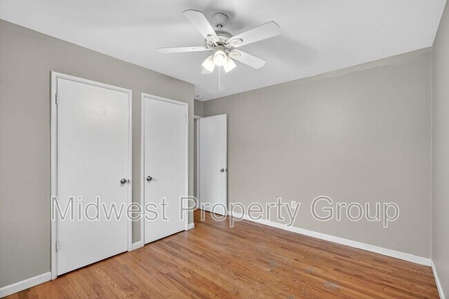 Building Photo - 4 Saratoga Ct