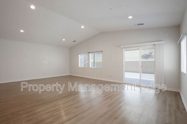 Building Photo - 30913 Chuckwagon Ct