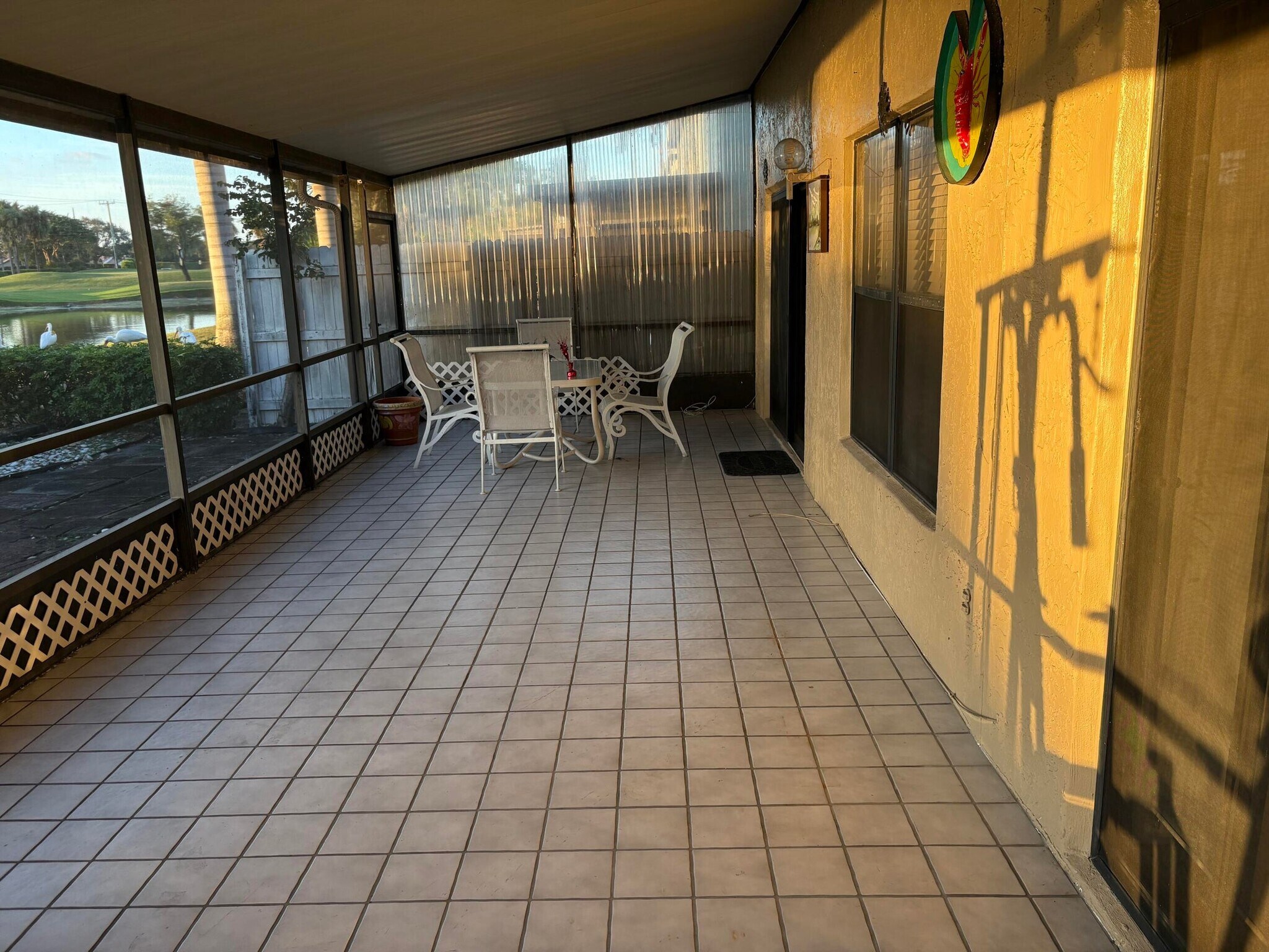 Building Photo - 9165 Beverly Ct