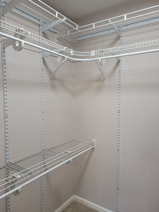 Building Photo - 12920 St Andrews Way