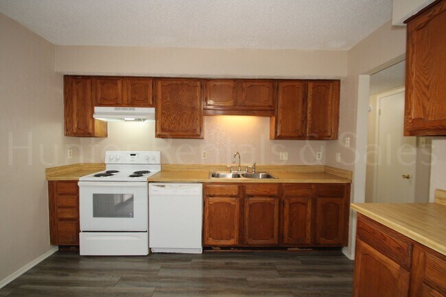 Building Photo - Welcome Home to Your Two-Story Retreat in Willow Springs!