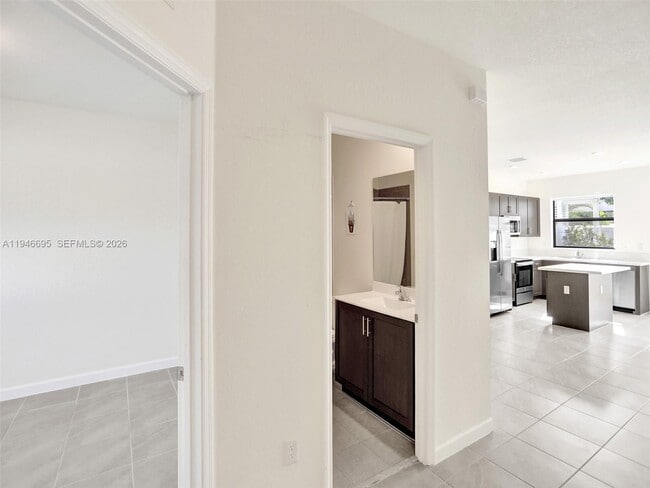 Building Photo - 3436 W 111th Pl