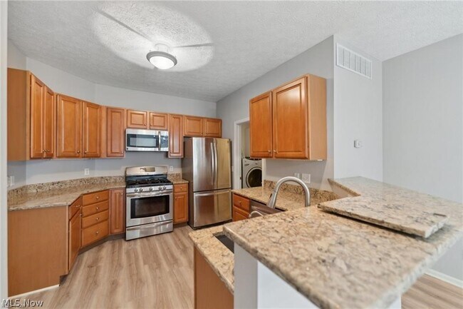 Building Photo - 2672 Wyndgate Ct