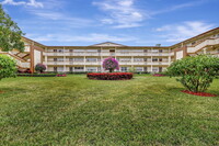 Building Photo - 200 Mansfield F