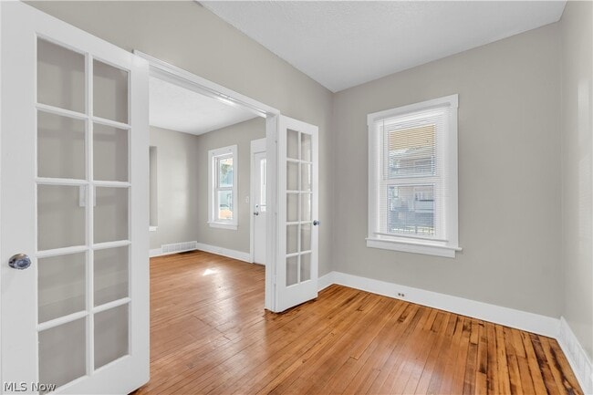 Building Photo - 4118 Clybourne Ave