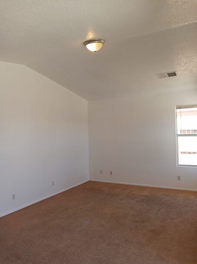 Building Photo - AFFORDABLE!!!