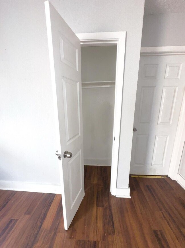 Building Photo - 2711 Avenue K