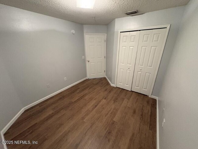 Building Photo - 6070 Maggies Cir