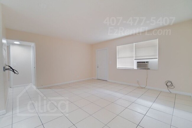 Building Photo - 623 9th St