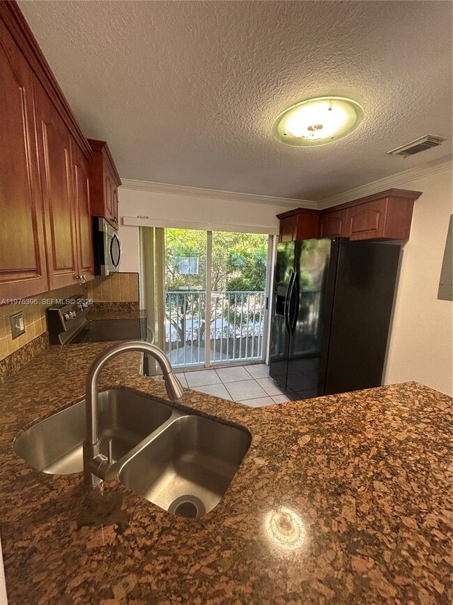 Building Photo - 5655 NW 109th Ave