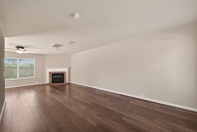 Building Photo - 19710 Twin Canyon Ct