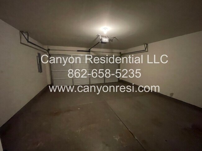 Building Photo - 177 Sagebrook Dr