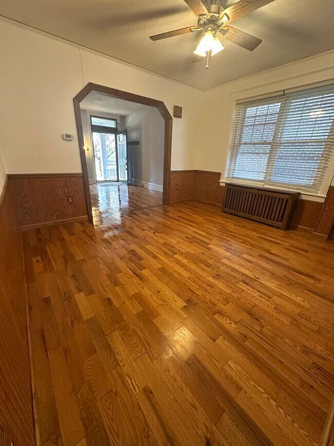 Building Photo - 1050 Delaware Ave