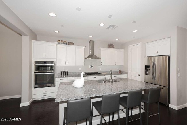 Building Photo - 10072 E Bell Rd