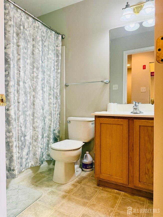 Building Photo - 47 Peppermint Dr