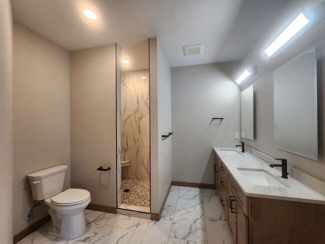 Building Photo - Brand New Ranch Home for Rent - 3 Bed / 2 ...