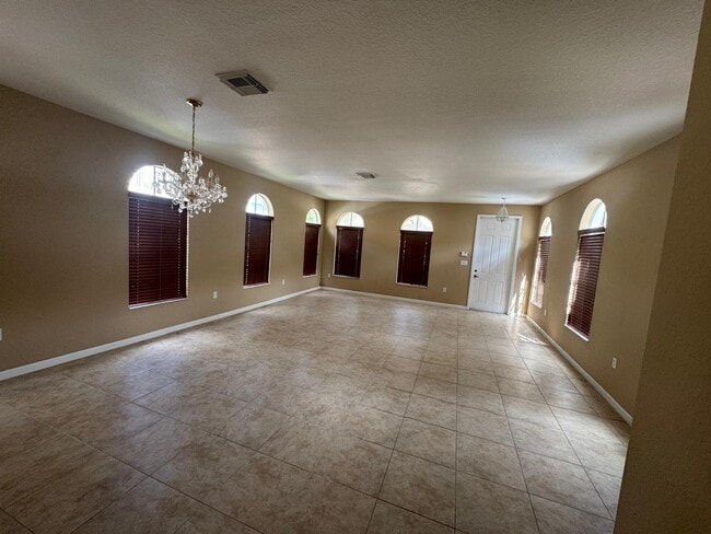 Building Photo - 14044 SW 276th Way