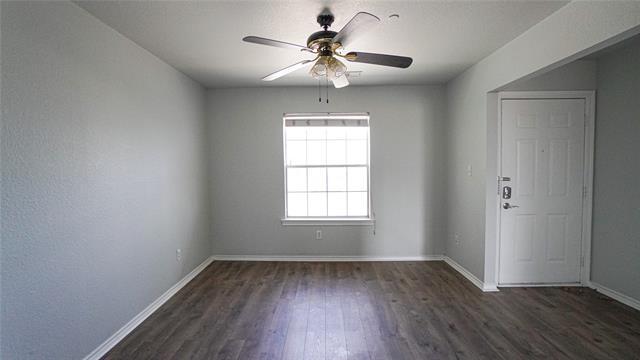 Building Photo - 403 E R Ellis Ave