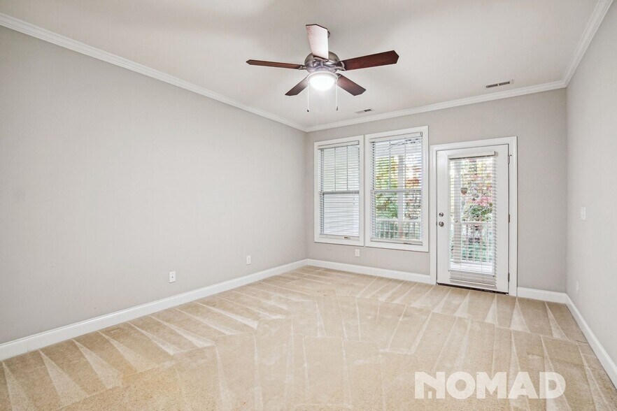 Building Photo - 355 Roberts Ridge Dr