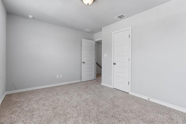 Building Photo - 1713 Yaupon Grove Ln