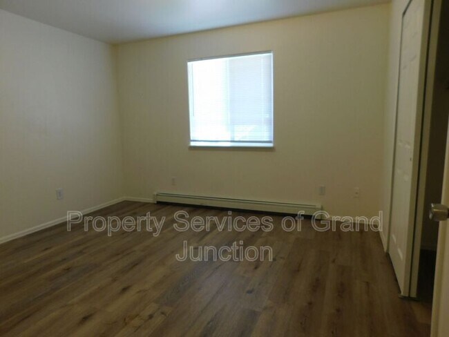 Building Photo - 426 Pendleton St