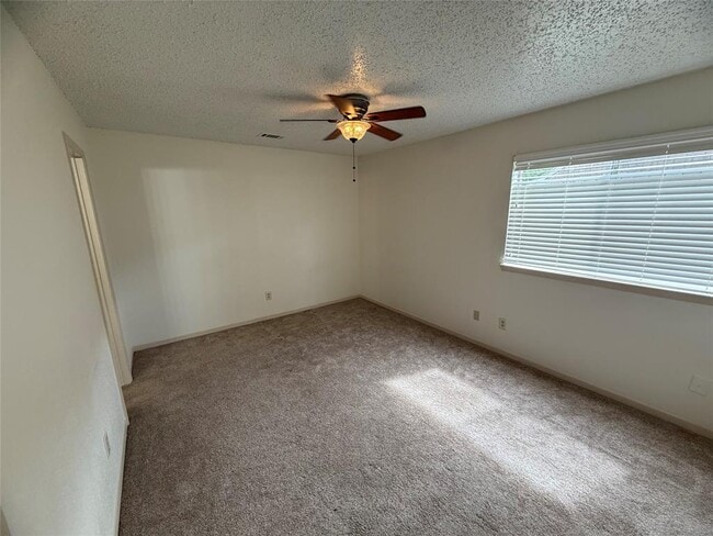 Building Photo - 4411 Treasure Trail