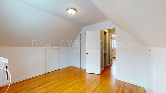 Building Photo - 161 Mona Terrace