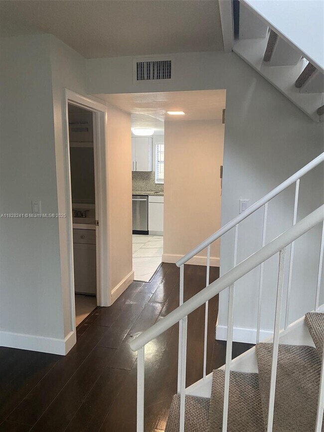 Building Photo - 3641 NW 95th Terrace