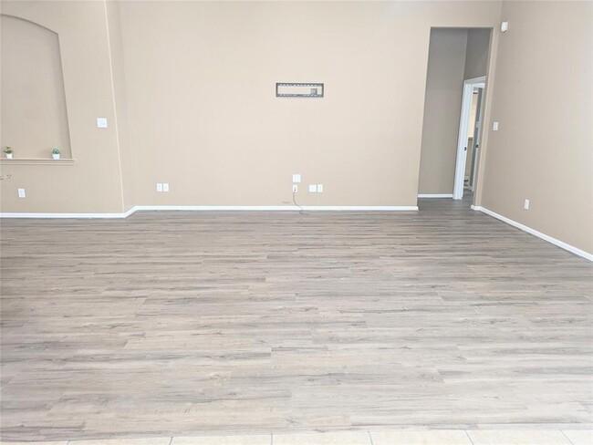 Building Photo - 6318 Orange Blossom Ln