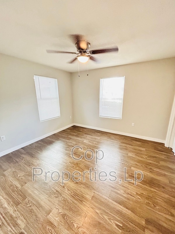 Building Photo - 1211 Hammond Ave