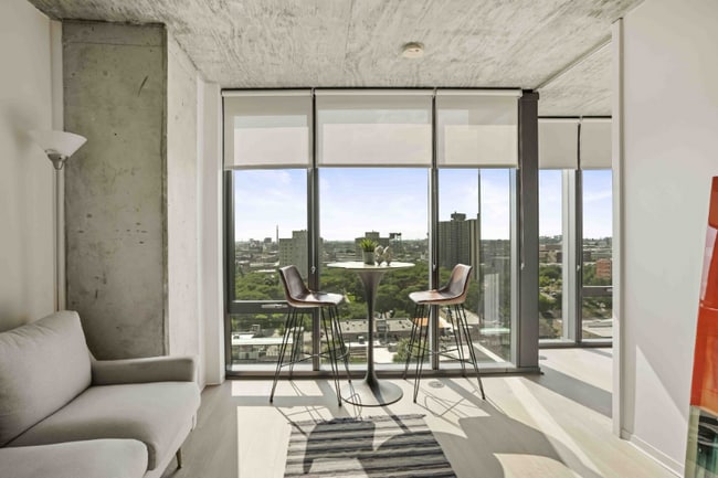 Building Photo - 2180 S Wabash Ave