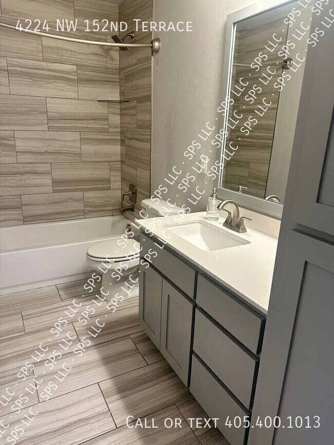 Building Photo - 4224 NW 152nd Terrace