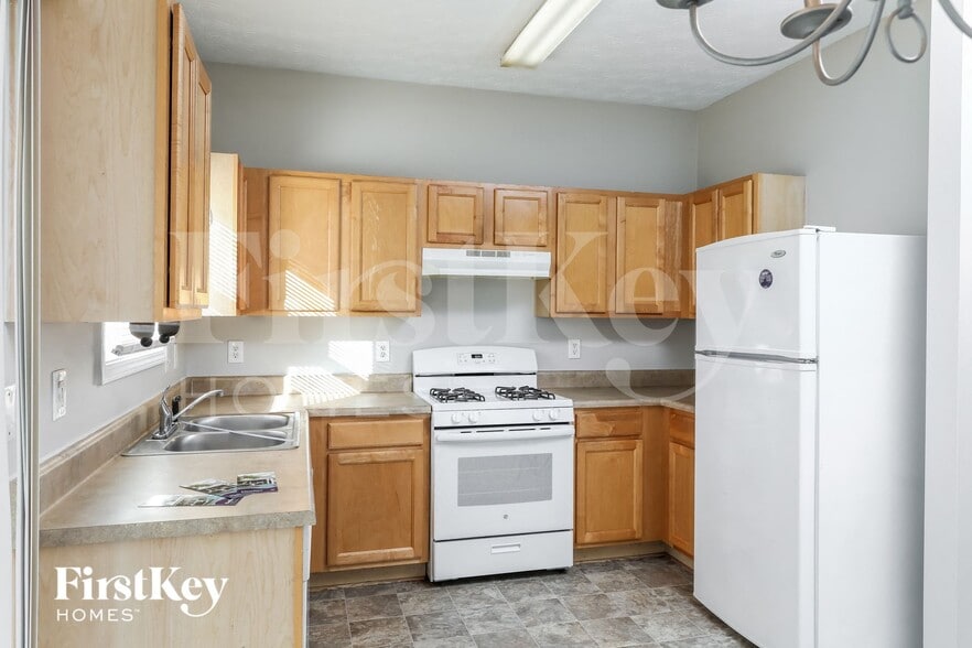 Building Photo - 269 Hardy Lillies Rd SE