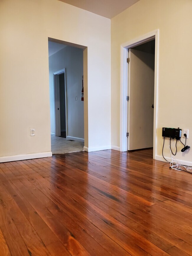 Building Photo - 79 Winans Ave