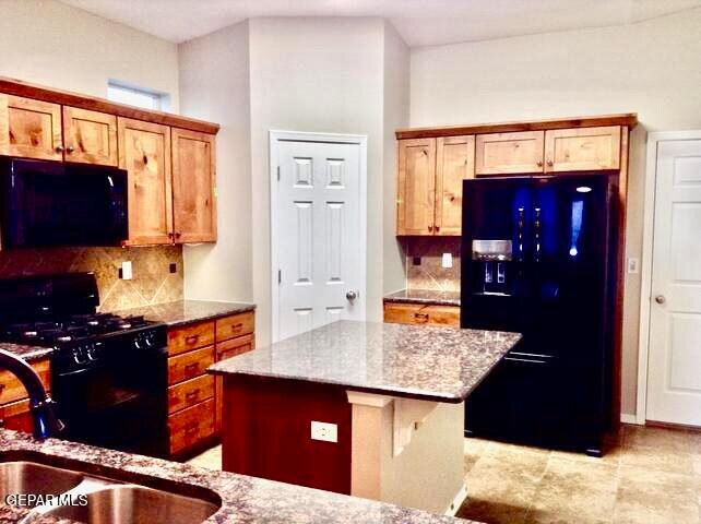 Building Photo - 6625 Cabana Del Sol Dr