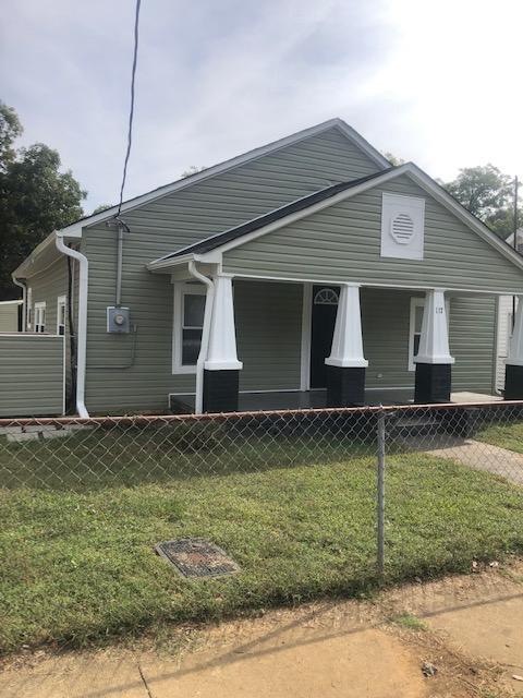 Building Photo - 117 Henderson St