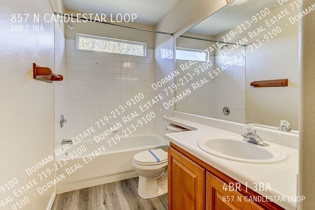 Building Photo - 857 Candlestar Loop N