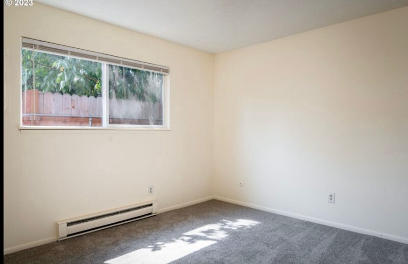 Building Photo - 8605 N Hurst Ave