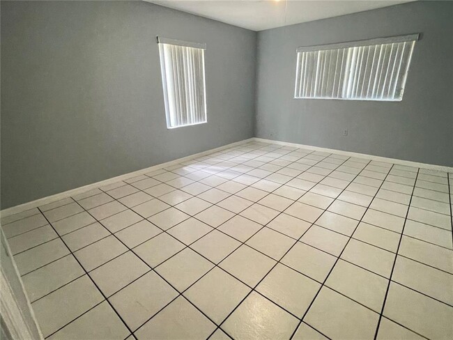 Building Photo - 738 E C 470