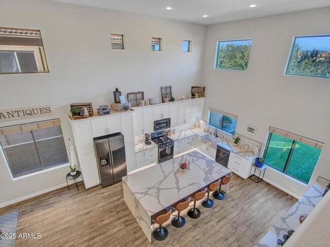 Building Photo - 4326 W Kenai Dr