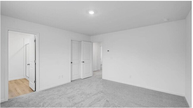 Building Photo - 9 GulfStream Dr